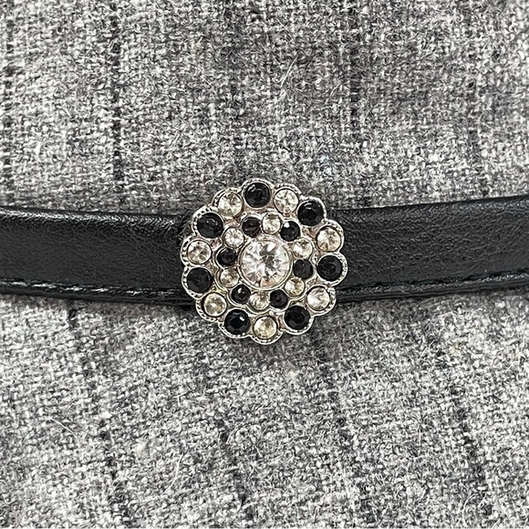 Vintage 90s Pinstripe Bucket Hat Wool Blend Faux Leather Trim Rhinestone Detail - Picture 6 of 9